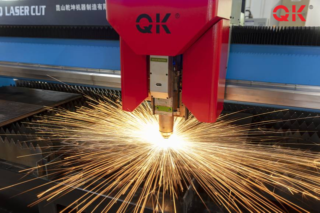 QLASERCUT龍門(mén)式激光切割機(jī)